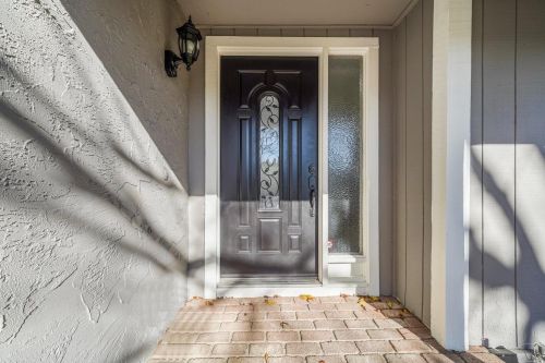 278 Cheyenne Dr, Vacaville CA  95688-2412 exterior