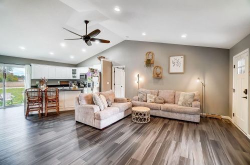 151 Pansy Pike, Blanchester OH  45107-1051 exterior