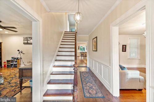 10719 Kettle Run Rd, Nokesville VA  20181-1715 exterior