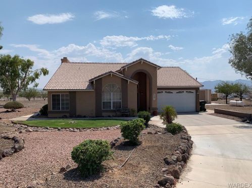 4291 Colorado Rd, Bullhead City, AZ 86426-5377