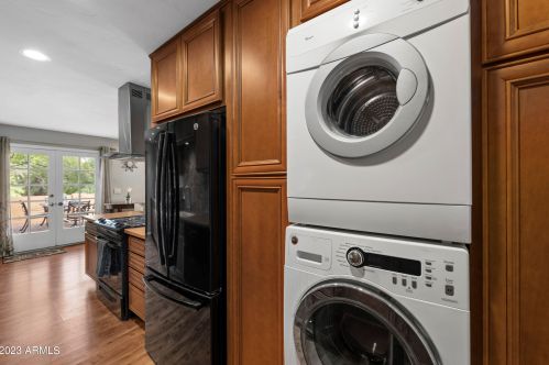 10407 10th Pl, Phoenix AZ  85020-8531 exterior