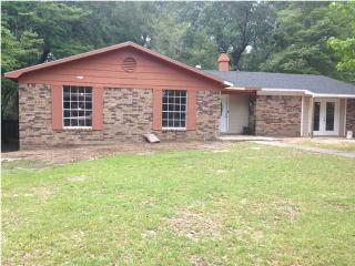 2612 Shay Ct, Mobile, AL 36695-3755
