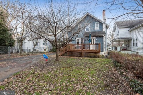 261 Crestmont Ter, Camden NJ  08108-1303 exterior