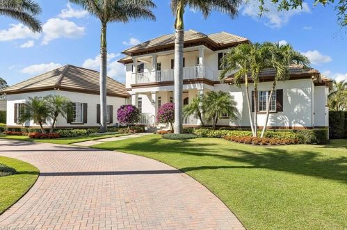 885 Admiralty Parade, Naples, FL 34102-7874