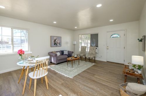16434 Yucca Ave, Victorville CA  92395-3533 exterior