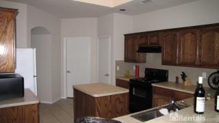 1112 Mourning Dove Dr, Burleson TX  76028-0301 exterior