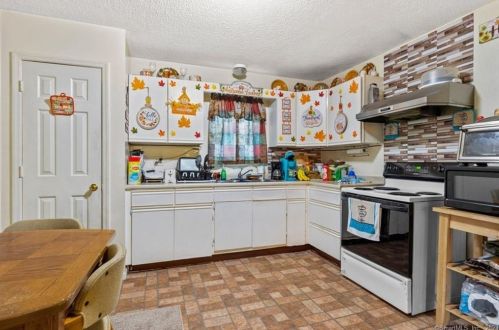 140 Chestnut St, Norwich CT  exterior