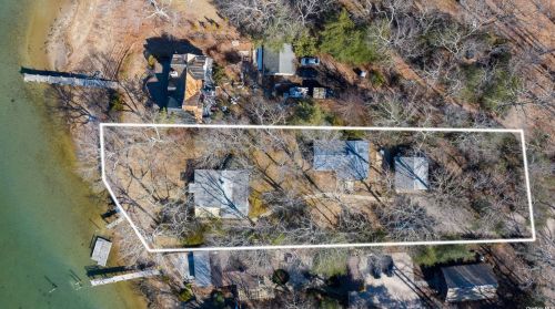 705 Wood Ln, Peconic, NY 11958-1743