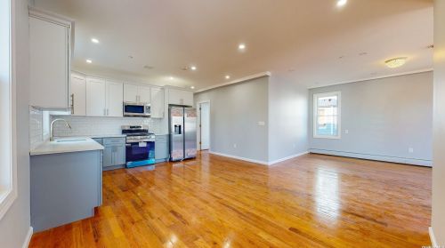 107-34 164th St, Jamaica, NY 11433-1116