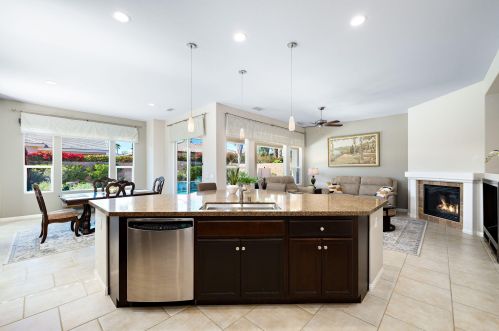 61265 Cactus Spring Dr, La Quinta CA  92253-9374 exterior