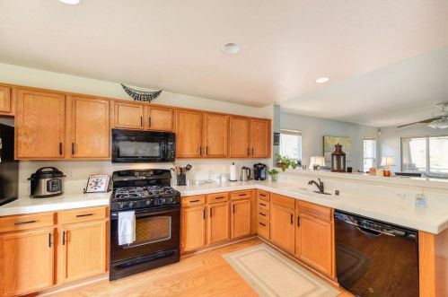 4313 Aubergine Way, Mather CA  95655-3031 exterior