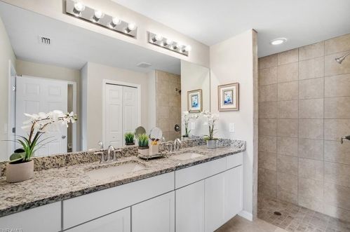 3566 Tangelo Dr, Saint James City FL  33956-2544 exterior