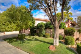 1462 Lillian St, Livermore, CA 94550-3716