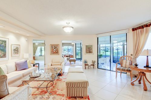15302 Strathearn Dr, Delray Beach, FL 11301-2853