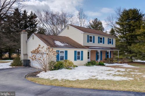 480 Radnor Ct, Downingtown, PA 19335-1732