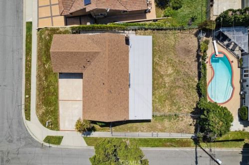 1485 Lassiter Dr, Walnut CA  91789-1210 exterior