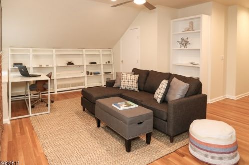 344 Ridgewood Rd, South Orange NJ  07079-1622 exterior