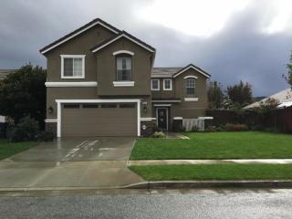 550 El Invierno Dr, Gilroy, CA 95020-7283