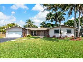 11521 131st St, Miami, FL 33176-4490
