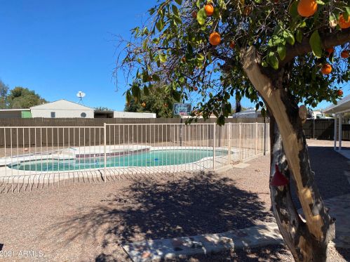 9112 Butternut Ave, Mesa, AZ 85208-1639