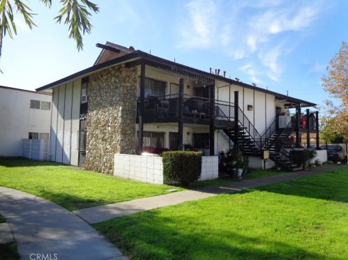 2041 Sprague Ln, Anaheim, CA 92802-4357