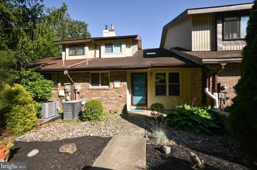 4912 Raintree Ct, Wilmington, DE 19808-1010