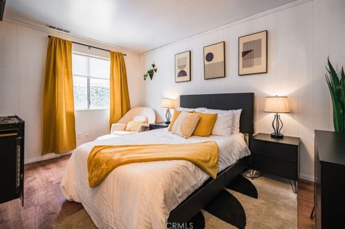 328 Sherwood Blvd, Big Bear City CA  92314 exterior