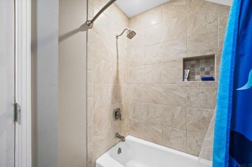 14641 Horseshoe Bend Ct, Granger IN  46530-8231 exterior