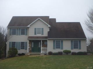 4127 Ford Dr, Emmaus, PA 18049-5365