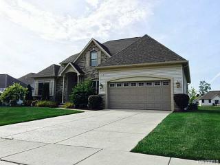 141 Collins Ln, Amherst, NY 14068-1579