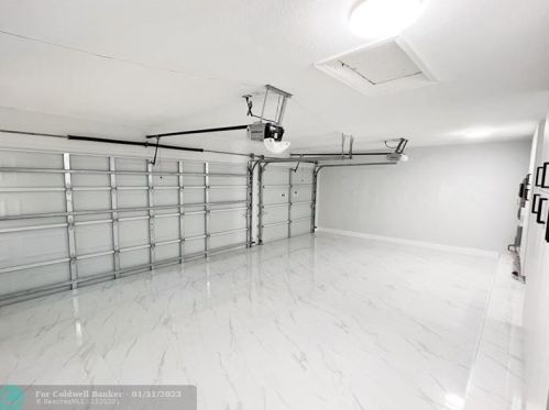 3591 177th Ave, Hollywood FL  33029-1666 exterior