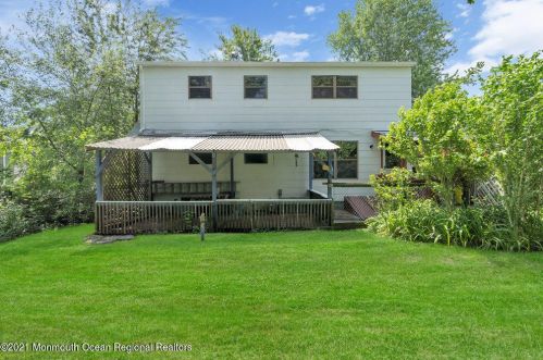 6 Vermont Ave, Jackson Twp NJ  08527-1522 exterior