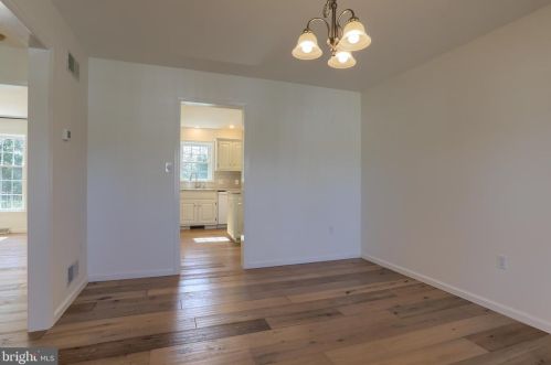 850 Zermatt Dr, Hummelstown PA  17036-9706 exterior