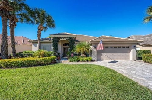7087 Sugar Magnolia Cir, Naples, FL 34109-7833