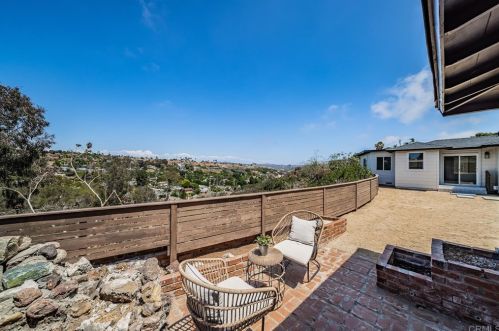 4350 Highland Dr, Carlsbad CA  92008-4225 exterior