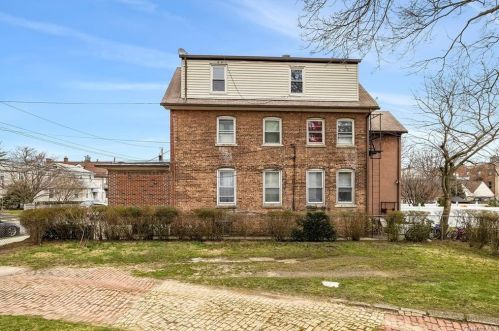 304 Lockwood Ave, New Rochelle, NY 10801-4802