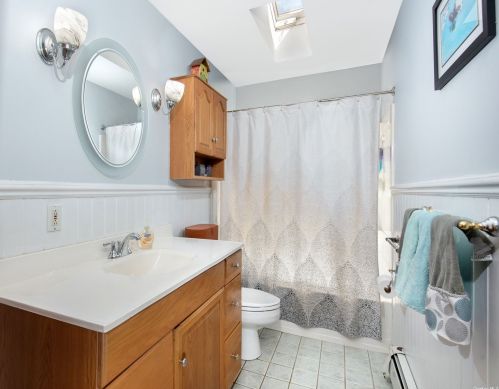 13 Maryland Blvd, Hampton Bays NY  11946-2652 exterior