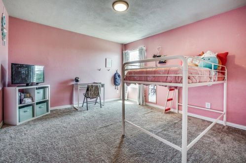 7704 Settlement Dr, Denton TX  76210-7119 exterior