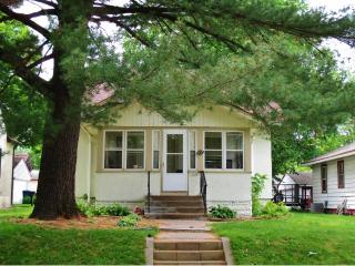 3625 Morgan Ave, Minneapolis, MN 55412-1953