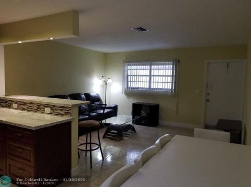 1825 17th Ct, Hollywood, FL 33020-2821