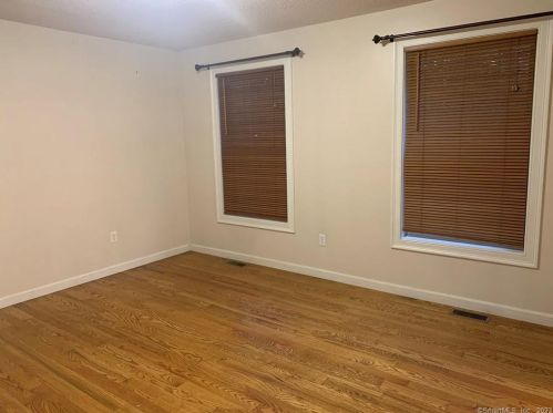 58 Johnson Cove Rd, Norwich CT  06351-1022 exterior