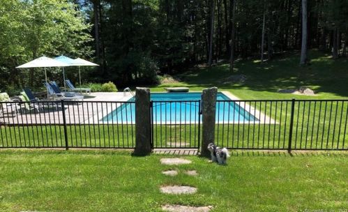 175 Farnum Rd, Lakeville CT  06039-2510 exterior