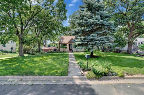 6610 Lucia Ln, Minneapolis, MN 55432-4636