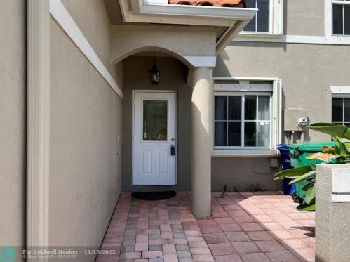 12907 50th St, Hollywood, FL 33027-5506