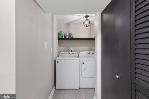 12588 Plymouth Ct, Woodbridge VA  22192-2321 exterior