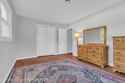 713 Myrtle Ave, Tinton Falls, NJ 07711-1318