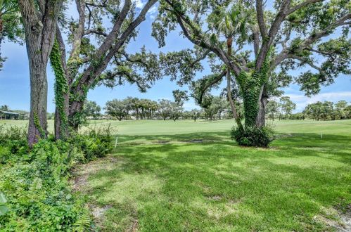 6 Oaks Ln, Boynton Beach, FL 33436-7406