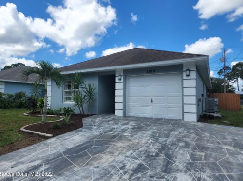 1165 12th Ave, Vero Beach FL  32962-5450 exterior