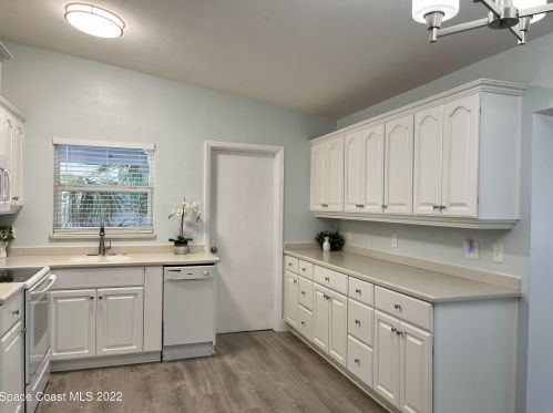 1560 Thoreau St, Titusville FL  32780-6263 exterior