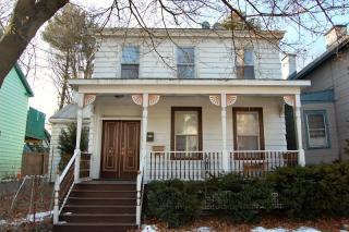 63 Clinton Ave, Kingston NY  12401-5427 exterior